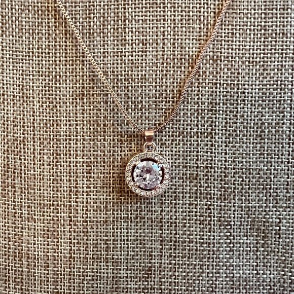 STunning Rose Gold Tone Round Crystal Rhinestone Pendant  18" Necklace 12450 - Picture 2 of 7